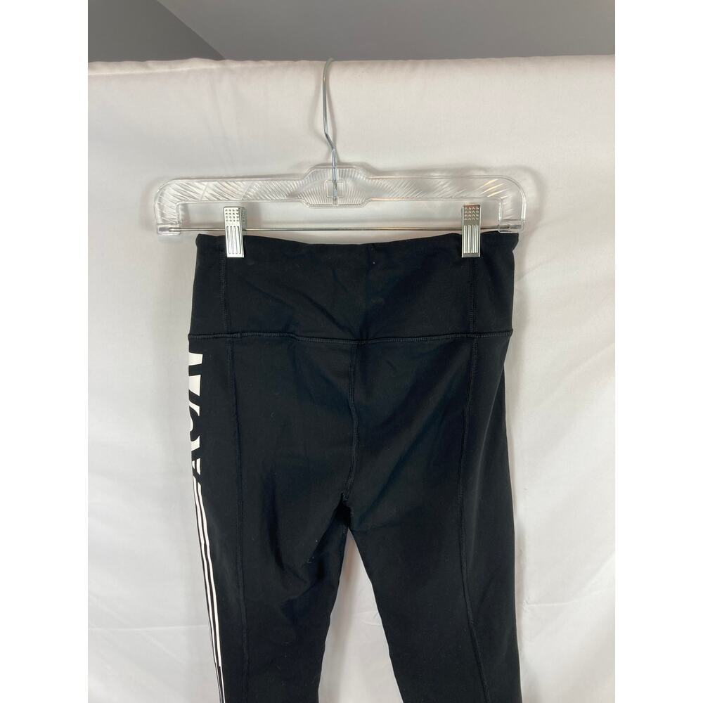 VSX Sport Knockout Crop Leggings Size Small Black Graphic - Picture 6 of 6
